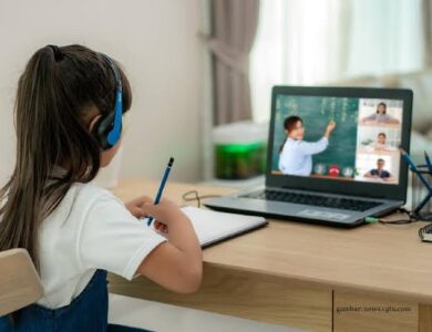 Pembelajaran Daring Kembali Diterapkan, Antisipasi Covid-19