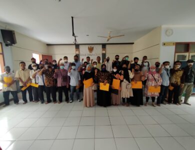 Kades Cihea Haurwangi Lantik 19 Ketua RT dan 4 RW Hasil Pemekaran