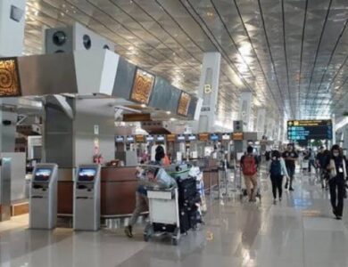 Kemenhub Keluarkan Aturan Terbaru bagi PPLN, Masa Karantina Dipangkas!