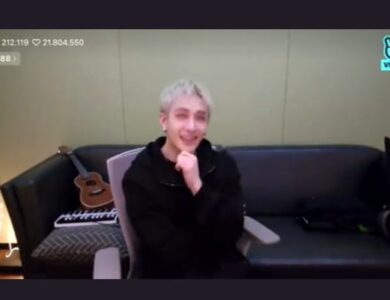 bang chand stray kids puji lagu lathi weird genius