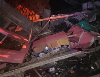 Tabrakan di Cugenang, Tiga Kios Milik Warga Rusak
