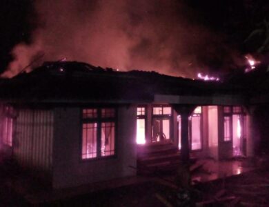 Akibat Korsleting Listrik, Satu Rumah di Agrabinta Ludes Terbakar
