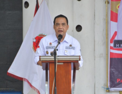 Ketua DPC ARWT Cianjur Turut Serta Buka Segel SDN Cigombong