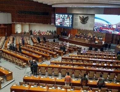 RUU TPKS Disahkan DPR RI Jadi Undang-undang, Ketukan Palu Disambut Meriah Peserta Rapat