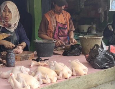 Jelang Idul Fitri, Harga Daging Mulai Merangkak Naik