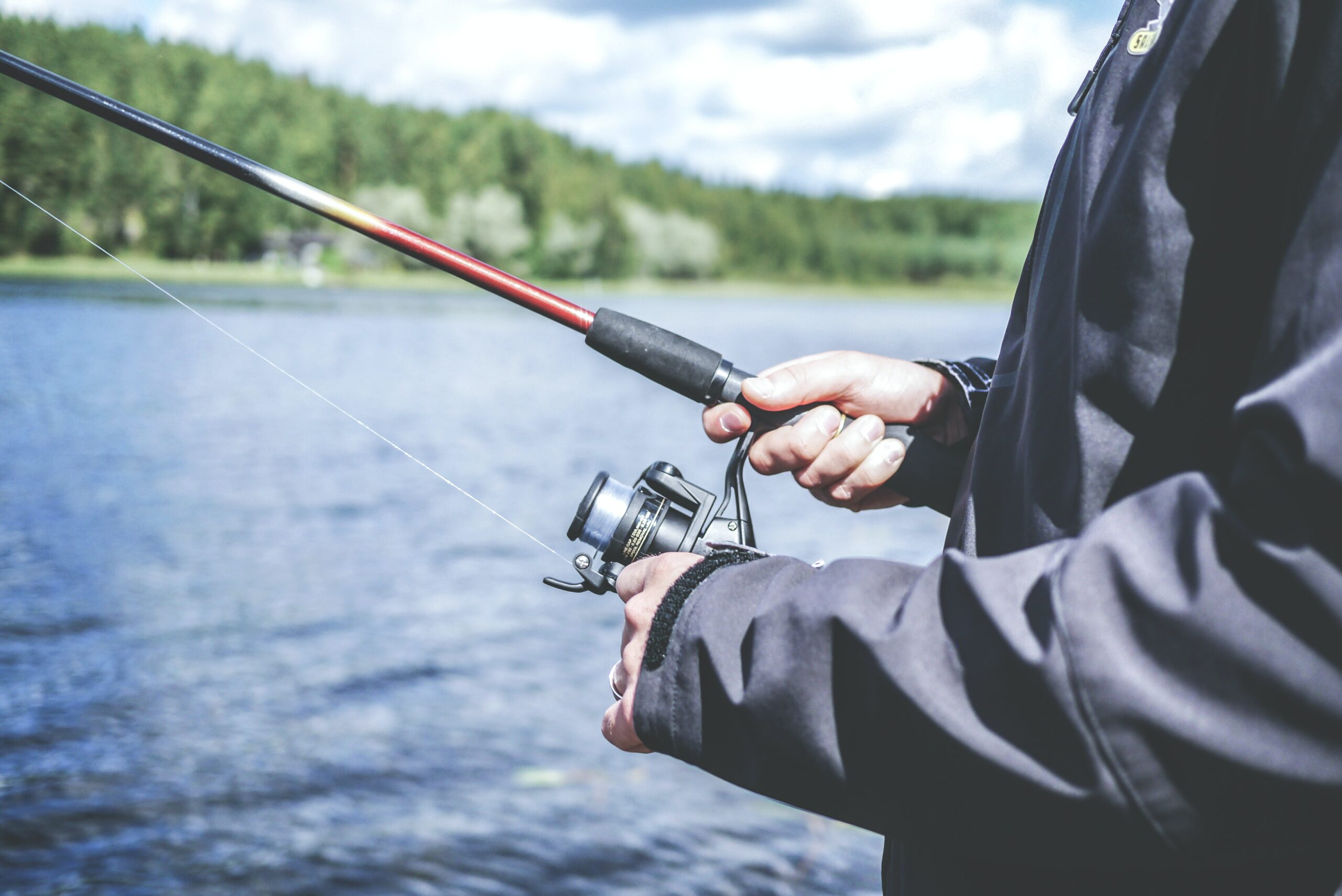 Arti Mimpi Melihat Orang Memancing Ikan