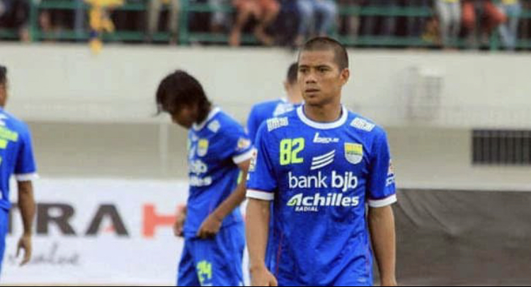 Bobotoh Persib Meninggal di GBLA, Tantan Ucapkan Belasungkawa