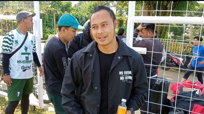 
 Mantan Pemain Persib Bandung, Atep Rizal.(Foto: Cianjur Update)