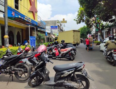 Terapkan Tarif Berlangganan, Juru Parkir Cianjur: Penghasilan Pasti Terganggu!