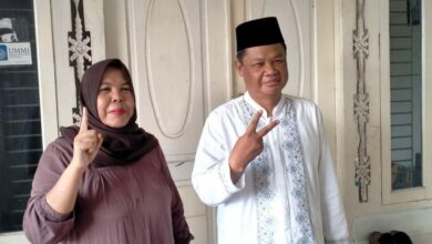 Face to Face, Suami-Istri di Desa Sukawangi Jadi Calon Kades