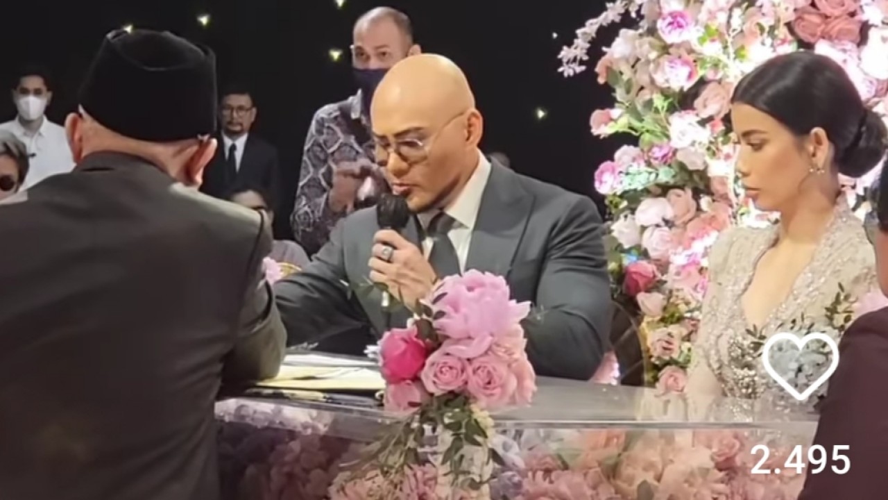 pernikahan deddy corbuzier