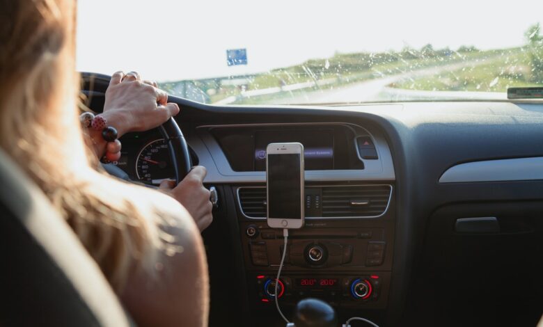 Tips Belajar Mobil Manual untuk Wanita 