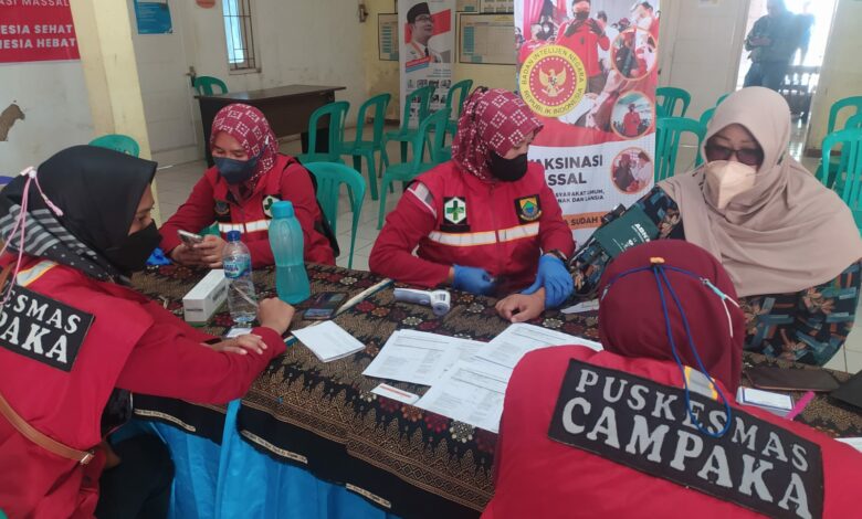 Antisipasi Covid-19, BIN RI dan Puskesmas Campaka Gelar Vaksinasi Massal