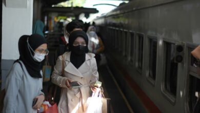 Naik Kereta Api Jarak Jauh Wajib Vaksinasi Booster dan Negatif Covid-19