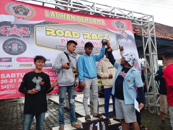 
 Cari Bibit Pembalap Motor Cianjur, PWI dan IMI Gelar Latihan Road Race Piala PWI