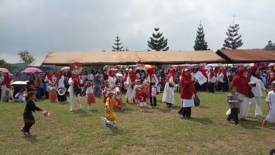 Rayakan HUT RI ke-77 dan Hari Anak Nasional, PAUD Se-Kecamatan Cipanas Gelar Karnaval