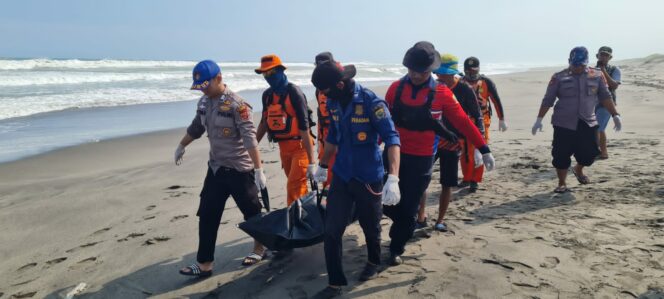 
 Kedua Nelayan yang Tenggelam di Pantai Cianjur Berhasil Ditemukan.(Foto: Istimewa)