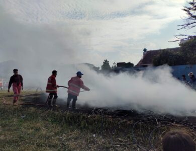 Bocah Main Api, Tumpukan Kabel Telkom Indonesia Terbakar di Cianjur