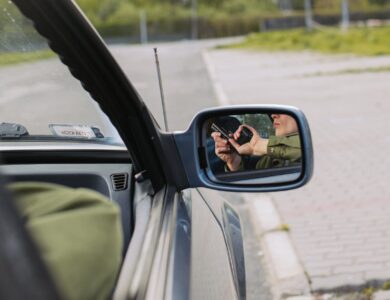 Mobil Tenaga Ahli DPR RI Dibobol Maling Saat Makan Nasi Padang