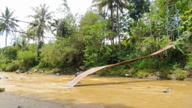 Cuaca Buruk, Jembatan Penguhubung di Cibeber Cianjur Ambruk