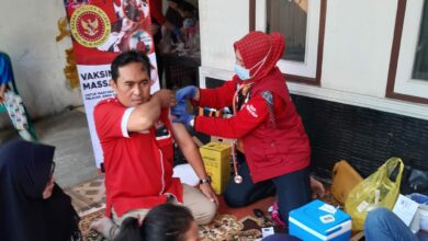 Vaksinasi Massal BIN RI Target 3000 Dosis Bagi Warga Karangtengah yang Belum Divaksin