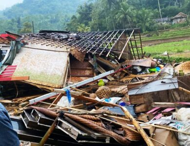 Puluhan Rumah di Cianjur Rusak Akibat di Terjang Angin Puting Beliung