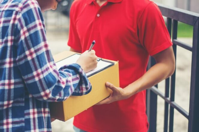 
 Ilustrasi pengiriman paket memakai kode pos (ist. via shipper blog)