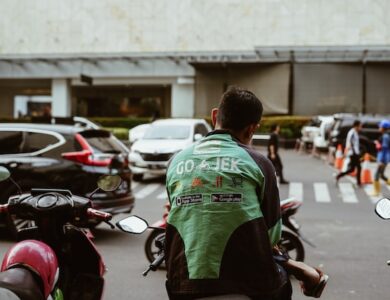 Tarif Sudah Naik, Tapi Driver Ojol Cianjur Makin Tercekik
