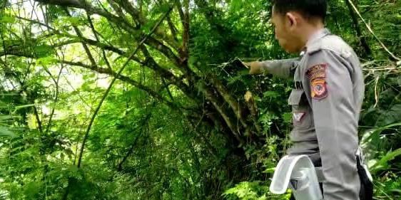 Seorang Pria Ditemukan Gantung Diri di Hutan Cibeber Cianjur