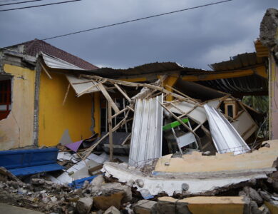Dapat Bantuan Rumah Dari Relawan, Tidak Dapat Bantuan Pemerintah