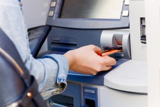 
 Foto:Ilustrasi mesin ATM untuk memudahkan proses transaksi dalam dunia perbankan