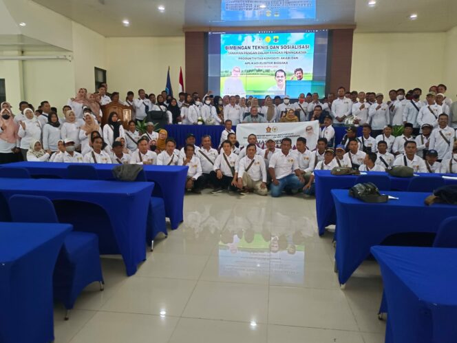 
					Perkuat Sektor Pertanian di Cianjur, 200 Petani Ikuti Bimtek yang Digelar Hj Endang-Kemantan