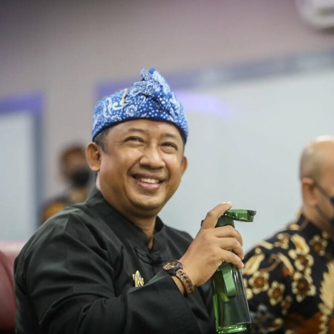
					Profil Wali Kota Bandung Yana Mulyana, Diduga Terlibat Suap CCTV dan Jaringan Internet