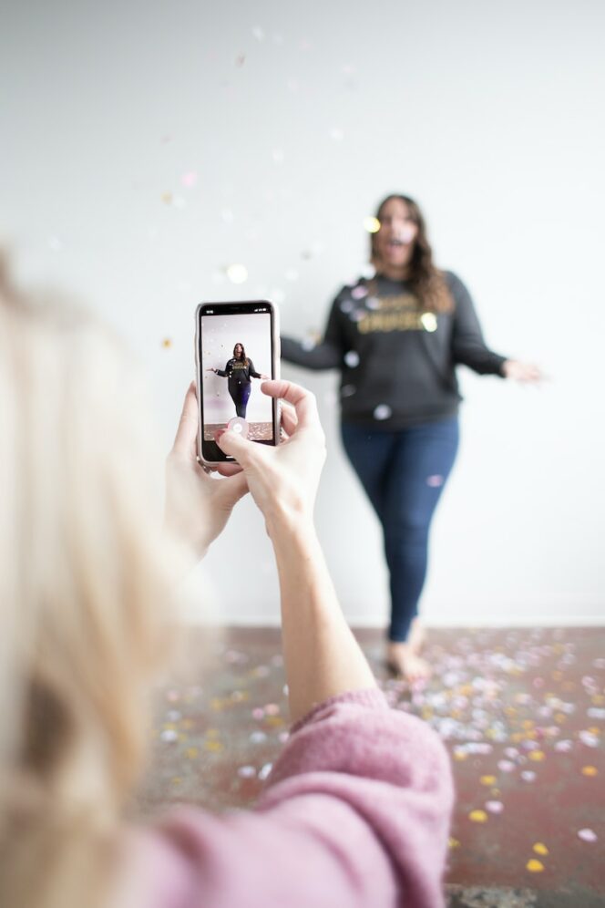 
					Temukan tips dan trik sukses mendapatkan penghasilan dari TikTok dengan menjadi creator konten.