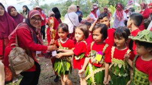 Seribu Peserta Orangtua dan Murid PAUD Ikuti Karnaval Sambut Hari Jadi Cianjur