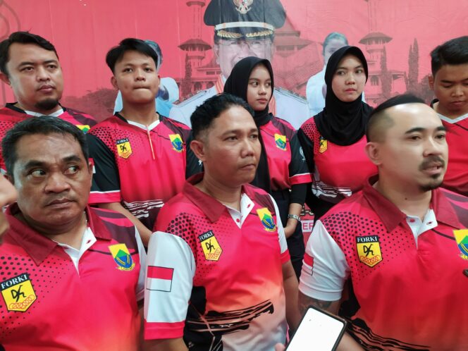 
 Kejuaraan Karate Cup Open Piala Bupati Cianjur Digelar di Sport Centre Rawabango