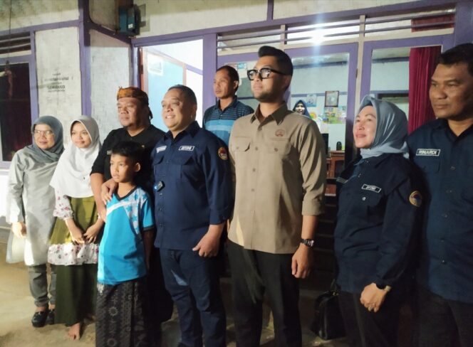 
 BP2MI dan Kemenlu Datang ke Cianjur Bertemu Keluarga Ida yang Diduga Diperjualbelikan di Arab Saudi