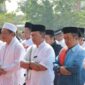 Salat yang digelar secara serentak di masing-masing Kecamatan se Kabupaten Cianjur tersebut berharap Allah SWt bisa memberikan atau menurunkan hujan yang berkah bagi warga Cianjur.