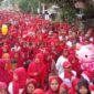 Ribuan warga di Desa Jati, Kecamatan Bojongpicung, antusias mengikuti kegiatan jalan santai pada program desa manjur bungah pisan, Senin (28/8/2023).