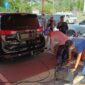 Pemerintah Kabupaten (Pemkab) Cianjur menggelar uji emisi gas buang pada kendaraan dinas di halaman parkir Pendopo, Kabupaten Cianjur