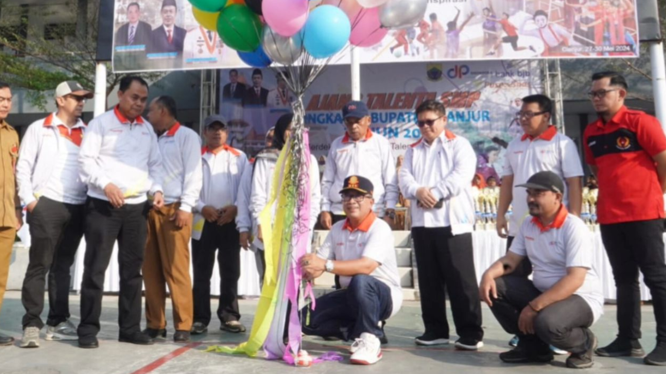Tingkatkan Bakat Muda, Bupati Cianjur Buka Ajang Talenta dan Pentas PAI SMP 2024