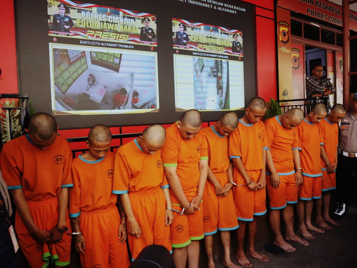 Polisi Tangkap Enam Pelaku Spesialis Pencurian Minimarket di Cianjur
