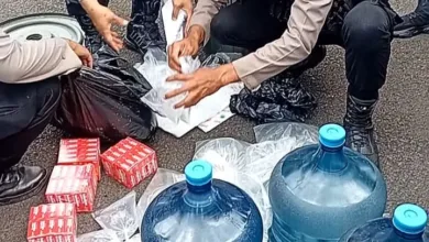 Polisi Gerebek Pabrik Miras Oplosan di Cianjur, Ratusan Liter Diamankan