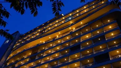 Gedung Hotel Le Eminence.