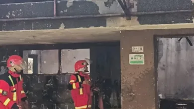 Sebuah bangunan kosong dekat rumah Ketua DPRD Cianjur di Jalan KH Munawar RT 03/RW 01, Desa Cikaroya, Kecamatan Warungkondang, Kabupaten Cianjur, kebakaran