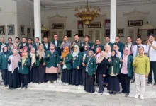 Ikatan Dokter Indonesia (IDI) Cianjur meminta Pemerintah Kabupaten segera atasi krisis dokter spesialis.