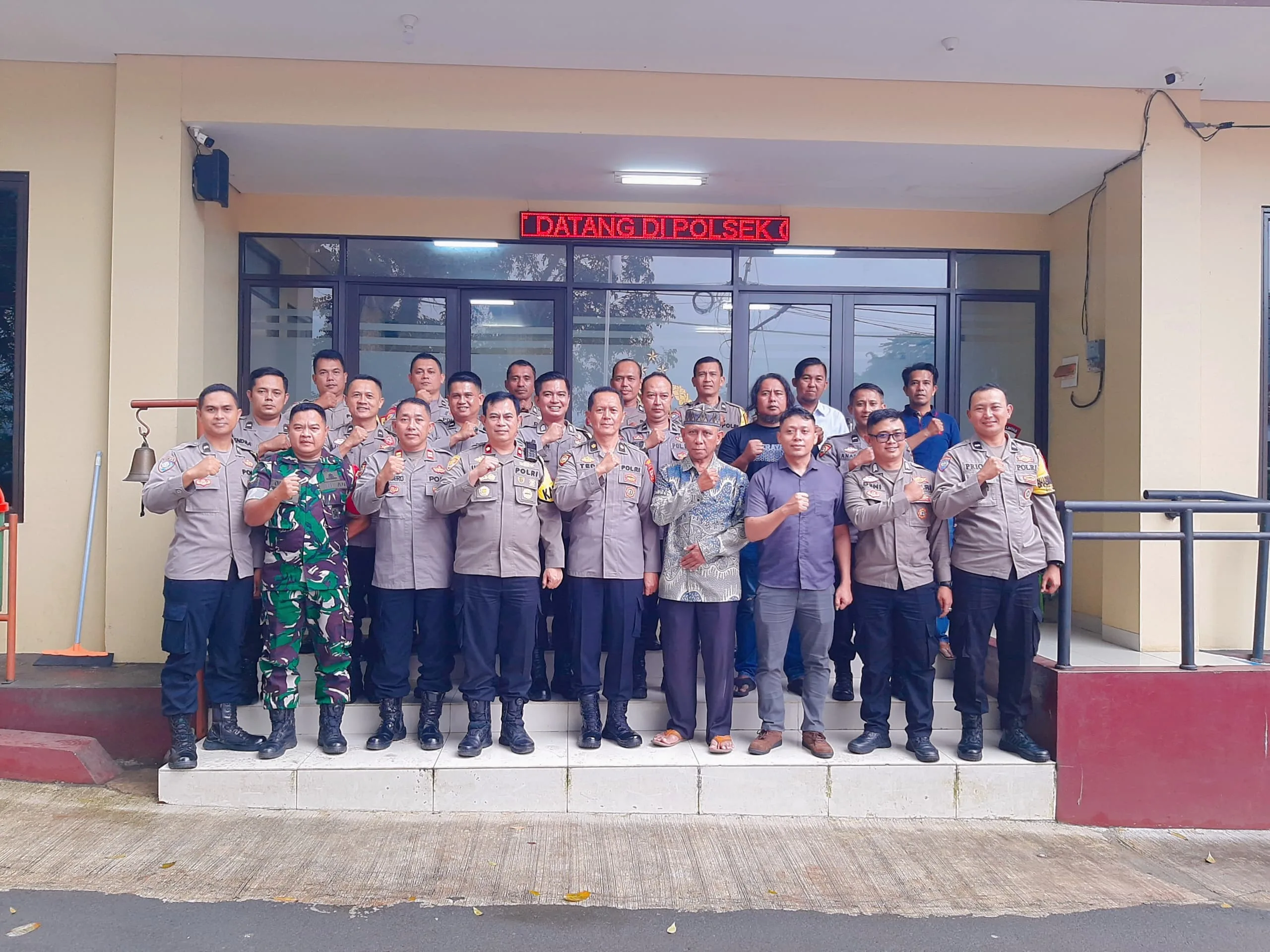 Kompol Usep Nurdin resmi dilantik sebagai Kapolsek Cugenang yang baru menggantikan Kompol Tedi Setiadi.