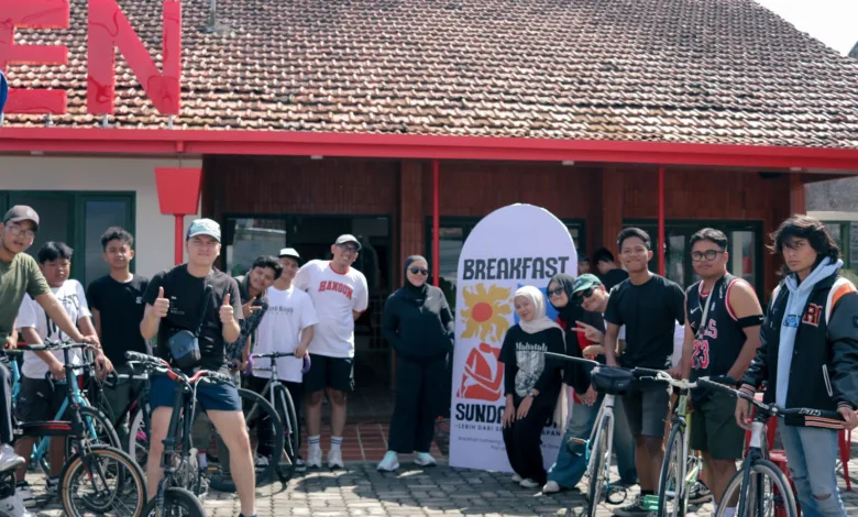 BEN Home of Comfort sukses gelar Breakfast Sunday Club perdana di Cianjur, gandeng komunitas Fixed Gear dan Skateboarder.