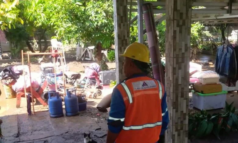 PLN Cianjur Sisir Lokasi : Pastikan Kelistrikan Aman Pasca Banjir dan Jebolnya Tanggul di Sukaluyu