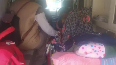 Seorang ibu hamil 9 bulan di Kampung Sukamahi Samolo, Ciherang, Cianjur berhasil dievakuasi tim gabungan usai rumahnya terendam banjir.